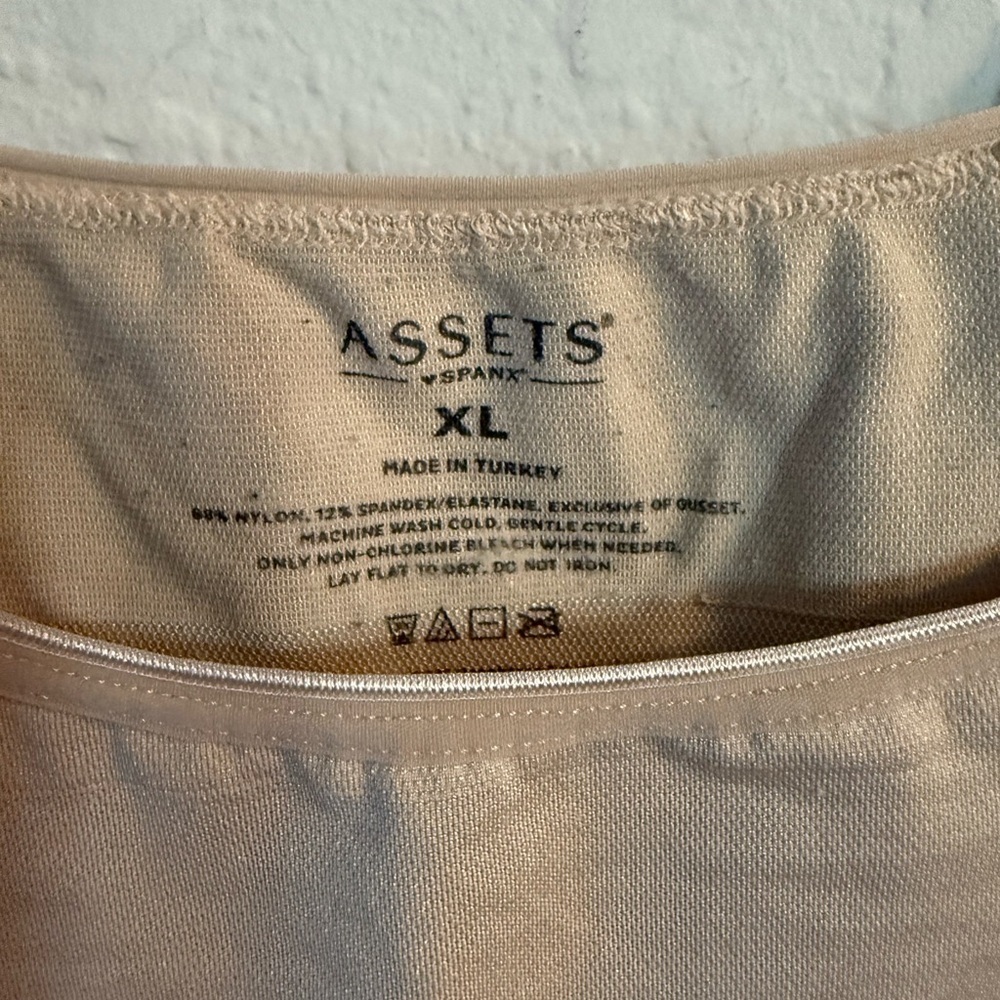 ASSETS by SPANX Women's Remarkable Results All-In-One Body Slimmer - Picture 7 of 12